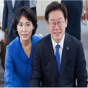이재명 부인 김혜경은 어떤 삶을 살아왔을까? 나이 학력 화제 < 이슈 < 뉴스 < 기사본문 - 살구뉴스 - 세상을 변화시키는 감동적인 목소리